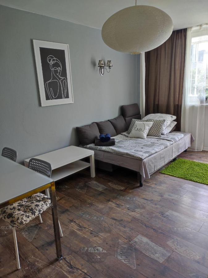 Room With A Balcony In The Very Center Of Varsovie Extérieur photo