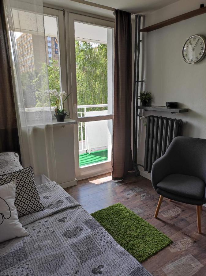 Room With A Balcony In The Very Center Of Varsovie Extérieur photo